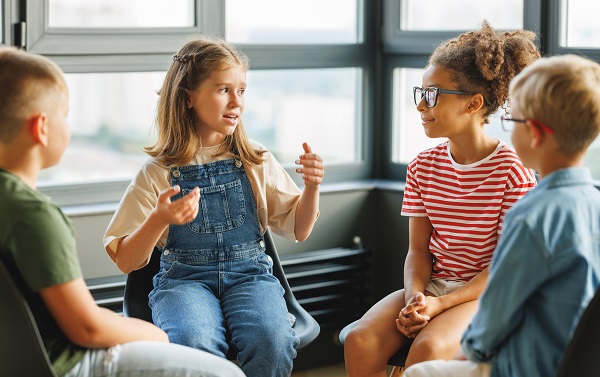 Children talking to each other