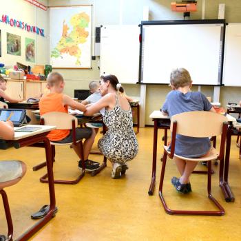Effective Classroom Management Strategies for teachers and education staff
