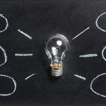 Innovative 21st century classrooms: practical strategies and new technologies