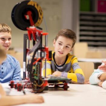 3D Printing and Maker Culture for a Sustainable World