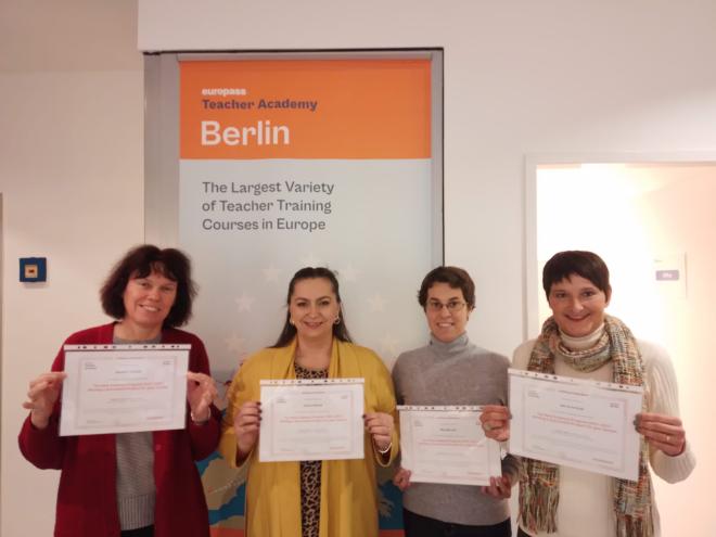 The first group of teachers who attended the course in December.