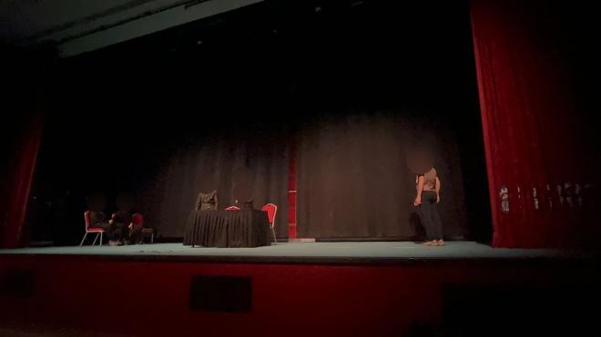 THEATRE 6