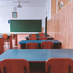 Preventing conflicts and tackling Early School Leaving
