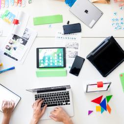 Nutzung von Tablets und digitalen Endgeräten.
