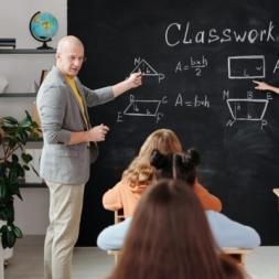 FLIPPED CLASSROOM: METODOLOGIES, OBJECTIVES, AND GOOD PRACTICES
