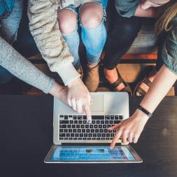 Digital Tools and artificial intelligence for 21st Century Teachers