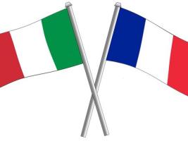 drapeaux italien et français