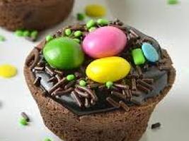 muffin decorated with mini chocolate eggs