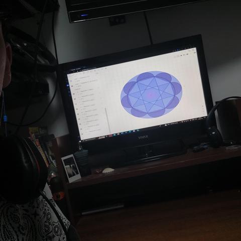david_is_drawing_mandala_in_ggb