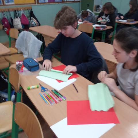 Making Christmas cards-Slovakia