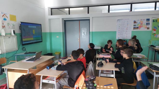 playing_kahoot.jpg